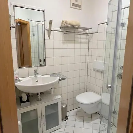 Im Haus, Kostenlose Parkplatz, Klimaanlage *